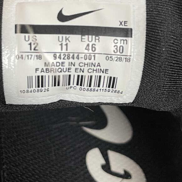 Nike Zoom Vomero 13 Shoes Mens Size 12 Black White Running Sneakers Athletic - Picture 15 of 15